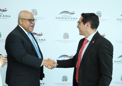 Fabricio Gómez se reúne con Ampyme en Panamá para fortalecer apoyo a mipymes