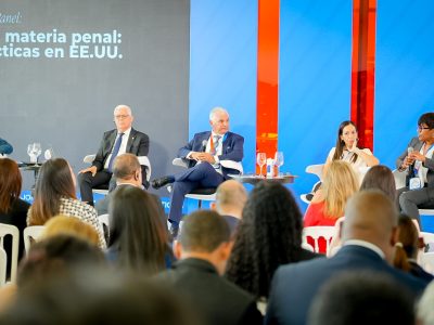 Expertos debaten sobre acuerdos penales, inteligencia artificial y justicia abierta para optimizar el sistema judicial en RD