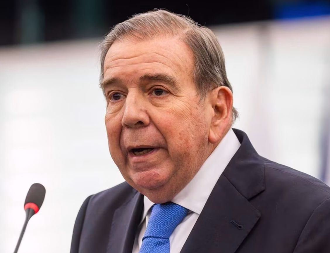 Edmundo González regresa tras su hospitalización y reafirma: «Estoy de vuelta, que no haya dudas»