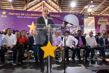 Danilo Medina lanza duras críticas al gobierno: “Yo me reuní con ellos, pero no tienen ningún plan”