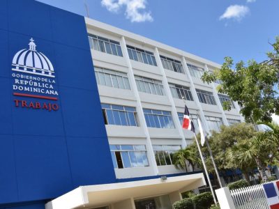 Ministerio de Trabajo recuerda que el 1 de mayo es laborable; feriado pasa al lunes 4