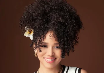 Chelsy Bautista denuncia ataques mediáticos y exige respeto a su imagen