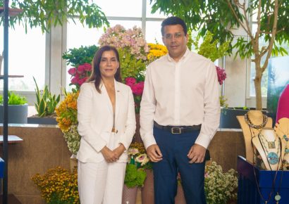 El ministro de Turismo recibe visita de la embajadora de EE. UU. y fortalecen la cooperación turística
