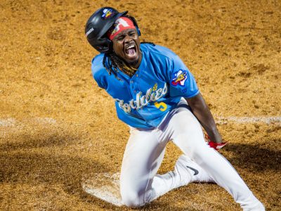 Estrellas contratan al infielder Jesús Valdez como agente libre