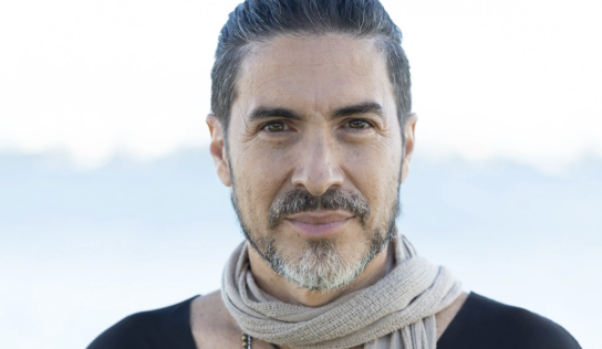 Jesús Hidalgo llega a Santo Domingo con un canto al alma y a la conciencia