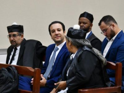 Jochi Gómez califica de “infundada” acusación y presenta su defensa ante tribunal