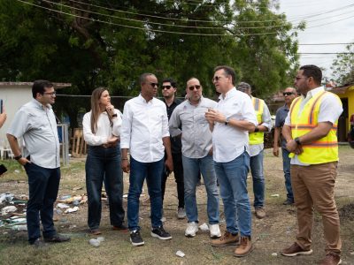Ito Bisonó supervisa hospital en Altamira y proyecto habitacional en Montellano