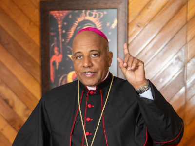 Monseñor Ruiz de la Rosa reconoce ausencia de la Iglesia en momentos clave, pero reitera su compromiso con los más pobres