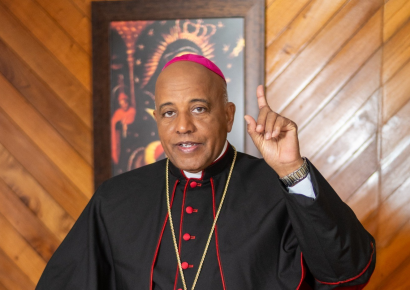 Monseñor Ruiz de la Rosa reconoce ausencia de la Iglesia en momentos clave, pero reitera su compromiso con los más pobres