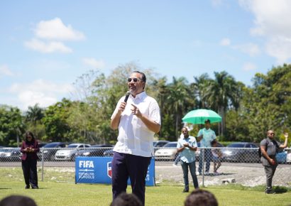 Celebrado por todo lo alto el lanzamiento del programa FIFA Football for Schools en República Dominicana