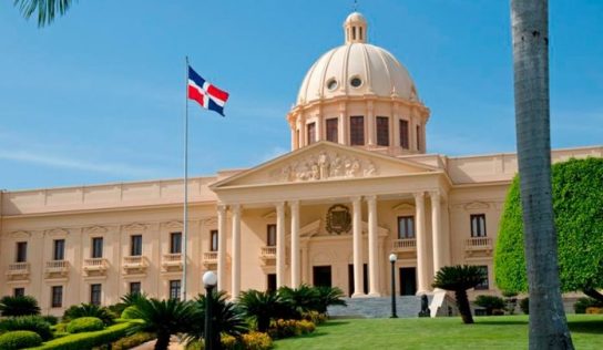 Gobierno dispone medidas obligatorias de ahorro energético en instituciones públicas