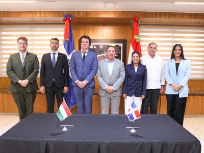 RD y Hungría firman memorándum para avanzar en acuerdo de servicios aéreos
