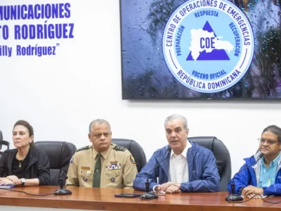 Presidente Abinader encabezará reunión del COE ante lluvias intensas en el país