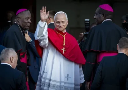 Papa León XIV en Angola insta a la Iglesia a rechazar los privilegios y a acercarse al pueblo