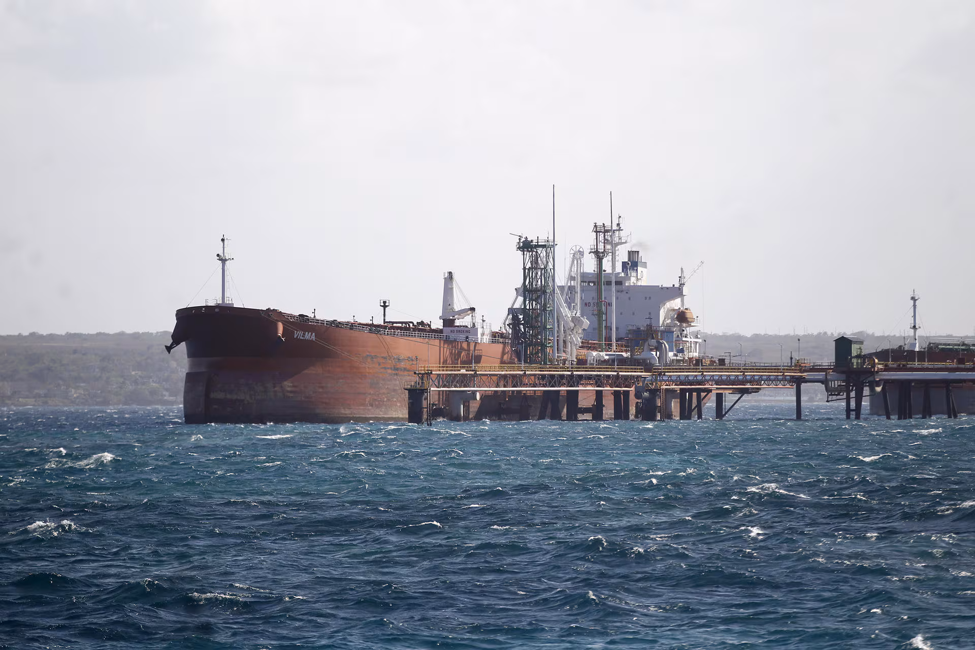 Crisis energética por guerra en Irán acerca a Asia a Rusia en busca de petróleo y gas