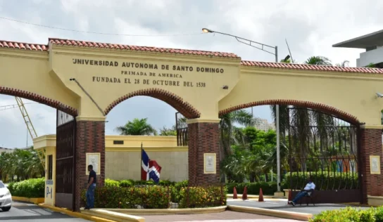 Universidad Autónoma de Santo Domingo suspende docencia en su sede central