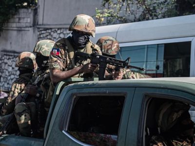 Haití activa alerta máxima militar ante aumento de violencia y llegada de fuerzas de la ONU