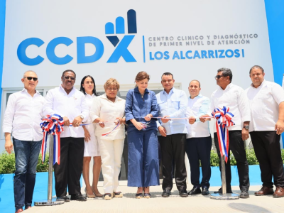 Raquel Peña inaugura remozamiento del Centro Clínico Los Alcarrizos I