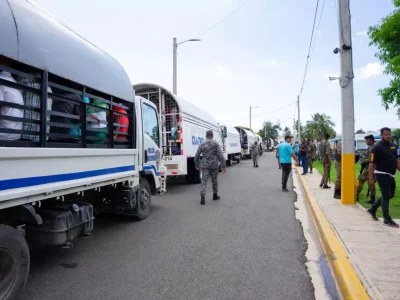 Migración detiene 1,964 y deporta 1,959 en operativos