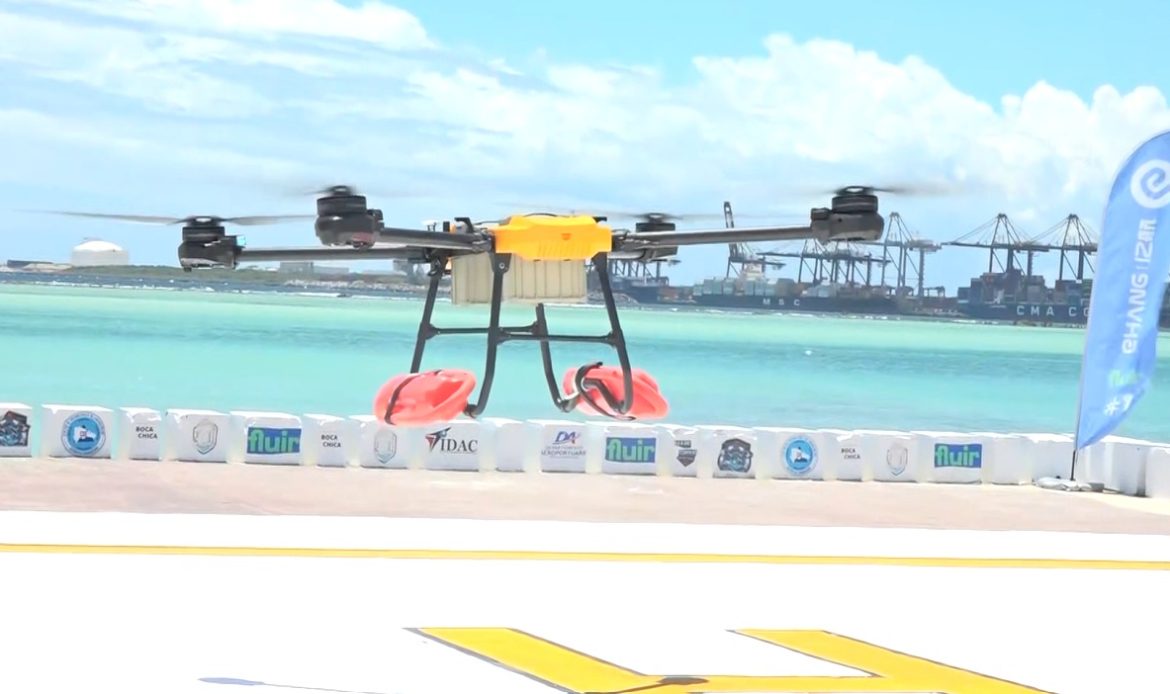 Boca Chica implementa drones salvavidas en Semana Santa 2026 para reforzar la seguridad