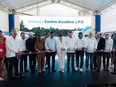 Entregan Centro Acuático del Olímpico con certificación internacional para Santo Domingo 2026