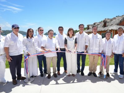 Vicepresidenta Raquel Peña inaugura primera etapa del puerto Samaná Bayport