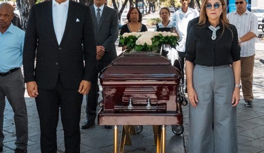 Ayuntamiento del Distrito Nacional rinde honras fúnebres a Carlos Batista Matos