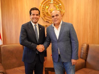 El senador Omar Fernández promueve a la República Dominicana como destino de inversión en Paraguay
