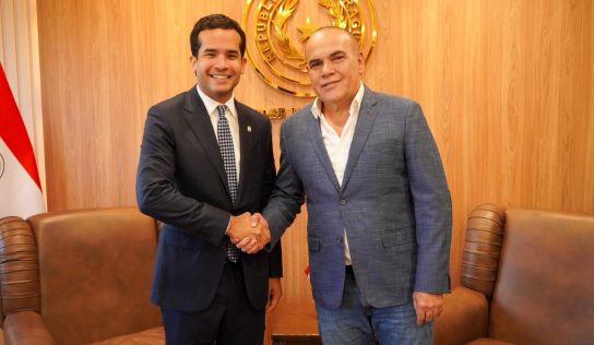 El senador Omar Fernández promueve a la República Dominicana como destino de inversión en Paraguay