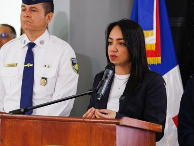 La ministra Faride Raful informó que se investigan las causas del apagón que afectó el Metro de Santo Domingo