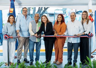 Carolina lleva alegría y bienestar a la comunidad con entrega del renovado parque Urbanización Solimar