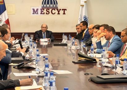 Conescyt aprueba reforma educativa y nuevas ofertas académicas en República Dominicana