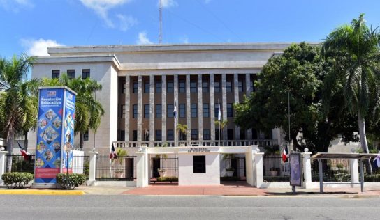 Minerd ratifica reprogramación de quinta etapa de Evaluación Docente y activa observación de clases