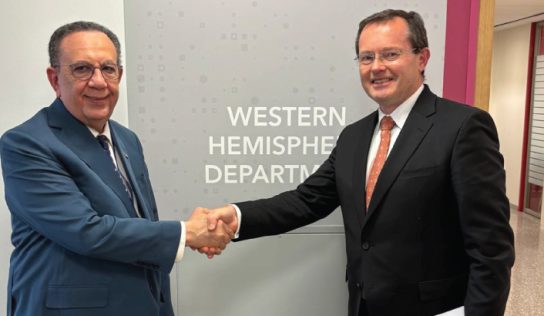 BCRD presenta crecimiento económico de RD ante FMI y BM en medio de un panorama internacional inestable