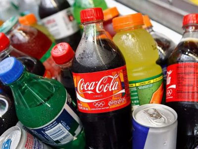 Alemania planea impuesto a bebidas azucaradas para financiar sanidad pública