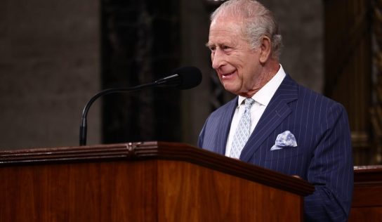 Trump elogia discurso de Carlos III: «Logró que los demócratas se pusieran de pie»