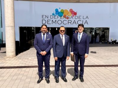 RD participa en encuentro global “En Defensa de la Democracia” en Barcelona