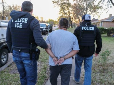 Aumentan más de 1.000% las detenciones de inmigrantes en la vía pública durante el segundo mandato de Trump, según estudio