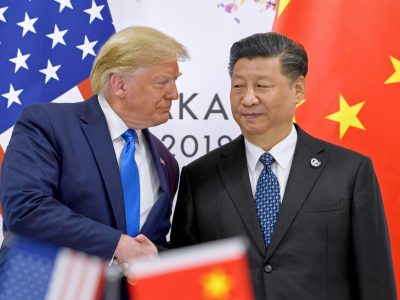 Trump amenaza con imponer aranceles del 50% a China si ayuda militar a Irán