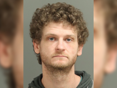 Actor Ethan Jamieson, de The Hunger Games, arrestado en Carolina del Norte por presunto ataque armado