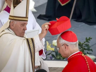 León XIV exhorta a preservar el legado de Francisco en el primer aniversario de su fallecimiento