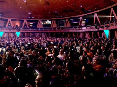 Más de mil personas se congregan en devocional interreligioso de Pascua en la UASD