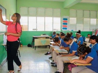 Minerd llama a retomar las clases este lunes tras el receso de Semana Santa