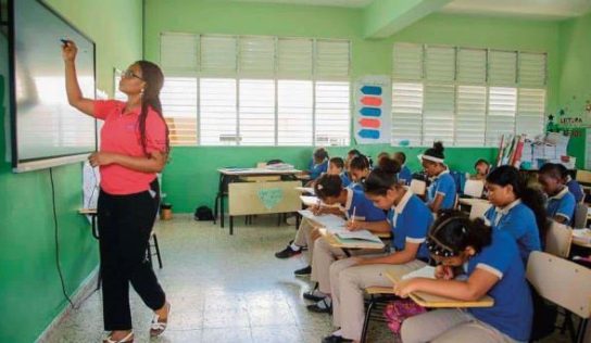 Minerd llama a retomar las clases este lunes tras el receso de Semana Santa