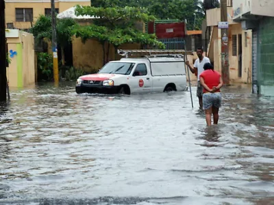 Centro de Operaciones de Emergencias declara alerta roja en dos demarcaciones por intensas lluvias