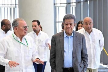 Leonel Fernández visita Punta Cana para conocer avances de proyectos clave