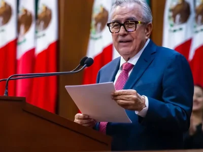 División política en México tras acusaciones de EE.UU. contra gobernador de Sinaloa por vínculos con el Cartel