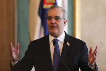 Luis Abinader rumbo a Madrid para la Cumbre Iberoamericana: un paso clave en diplomacia dominicana