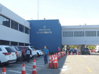 Salud abre concurso para 1,400 plazas de residencias médicas 2026