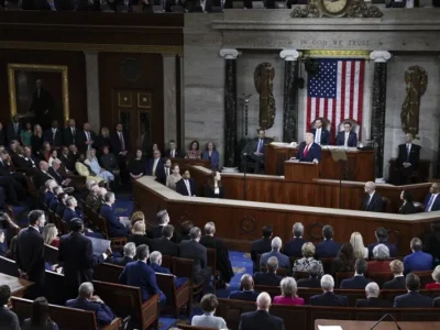 Senado de EE.UU. bloquea intento de restringir acciones militares de Trump en Cuba